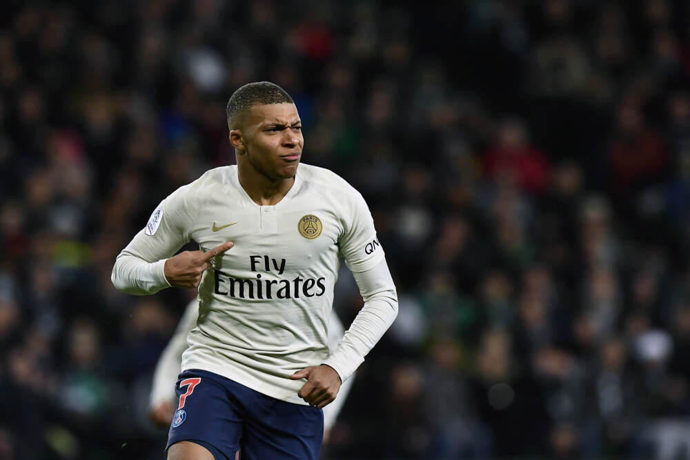 《狂虎危城》打戏行云流水，谢苗高产功不可没